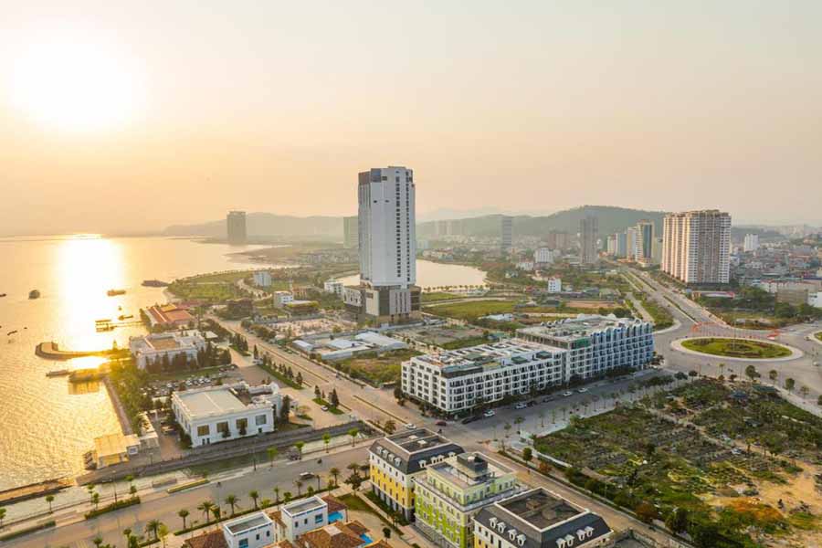 khách sạn 5 sao ở Hạ Long
