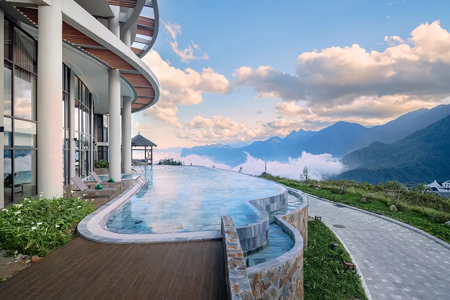 Lady Hill Sapa Resort
