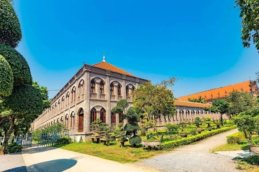 Đan Viện Châu Sơn – “Châu Âu thu nhỏ” giữa Ninh Bình